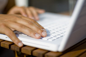 Online Bewerbung, Tippen