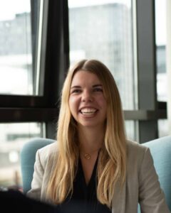 Picture of Über die Autorin Johanna Hirsch